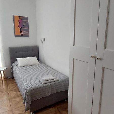 Centar Old Town, With Free Private Parking Apartment Pula Bagian luar foto